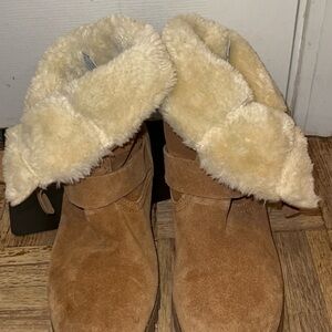 Bjorndal Tan Suede Boots with Cream Fur